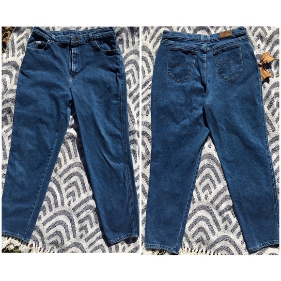 90’s Vintage Plus Size High Waisted Lee Jeans 16 - Picture 2 of 7